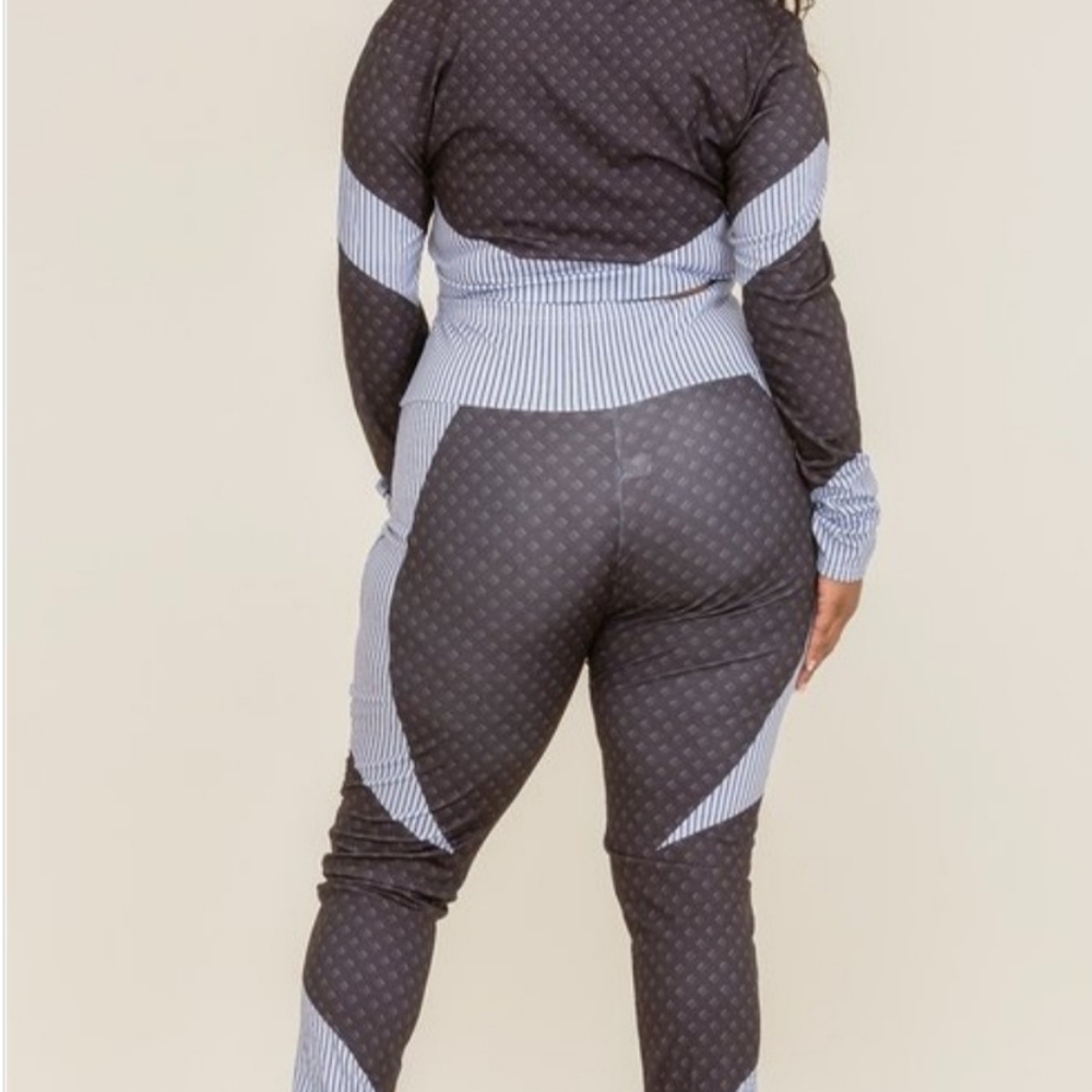 jogging set - Picture 3 of 3